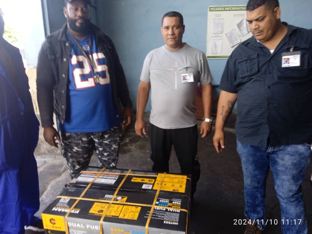 Entrega de generadores eléctricos a las Empresas Mayoristas de Alimentos de La Habana para mantener la vitalidad energética en las unidades.

#ComercioCuba #FuerzaCuba