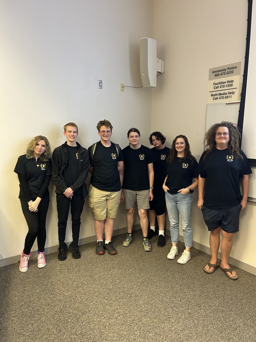 Congratulations to the Warrior Quiz Bowl Team for placing 4th in the NAQT Tournament this weekend at UNL! #rollside #WeAreWestside