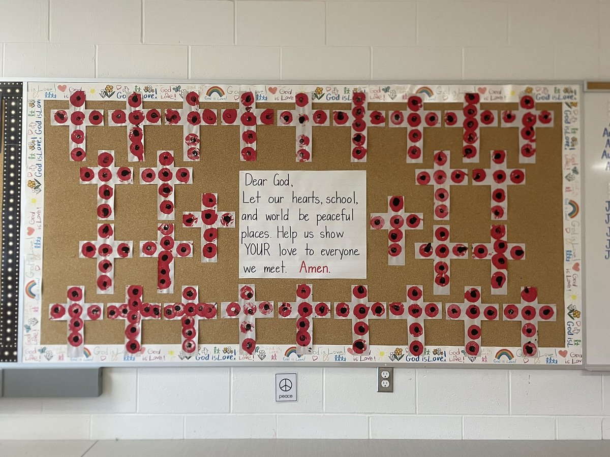 Pavao_Cecco's tweet photo. On Remembrance Day, we remember and think about all of the people who helped make our world a better place. We strive to make our school a peaceful place by showing respect and care to others @saopmilton1 https://t.co/0R3kuYAxab