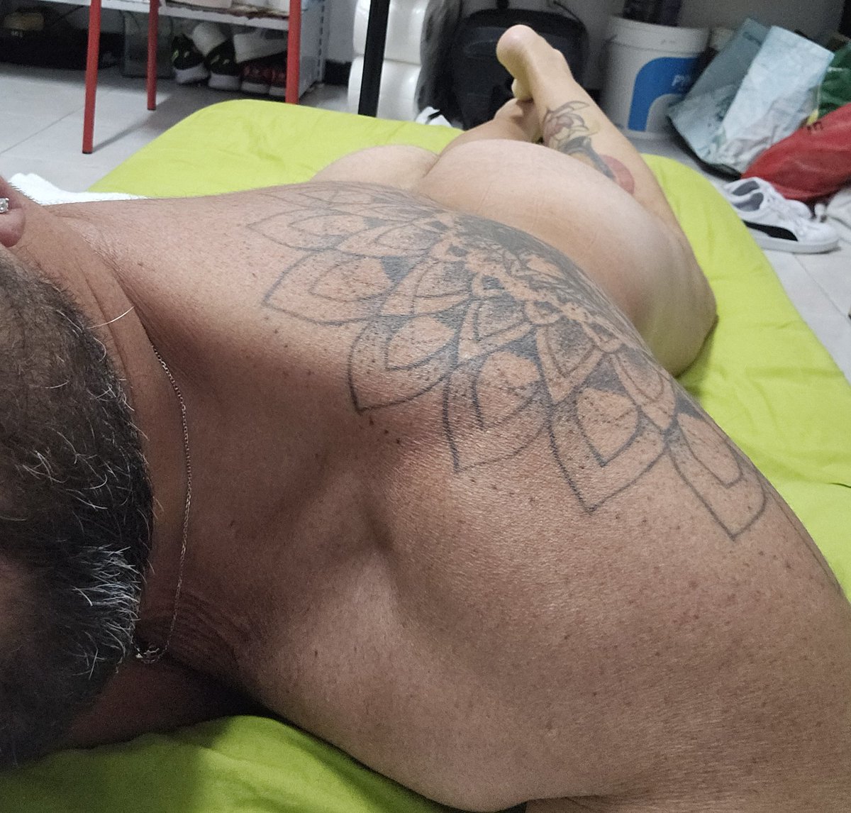 ToloCader's tweet photo. Y así estamos #NalgasQueEnamoran #telegram #masajetantra https://t.co/lrxYTt9H3a