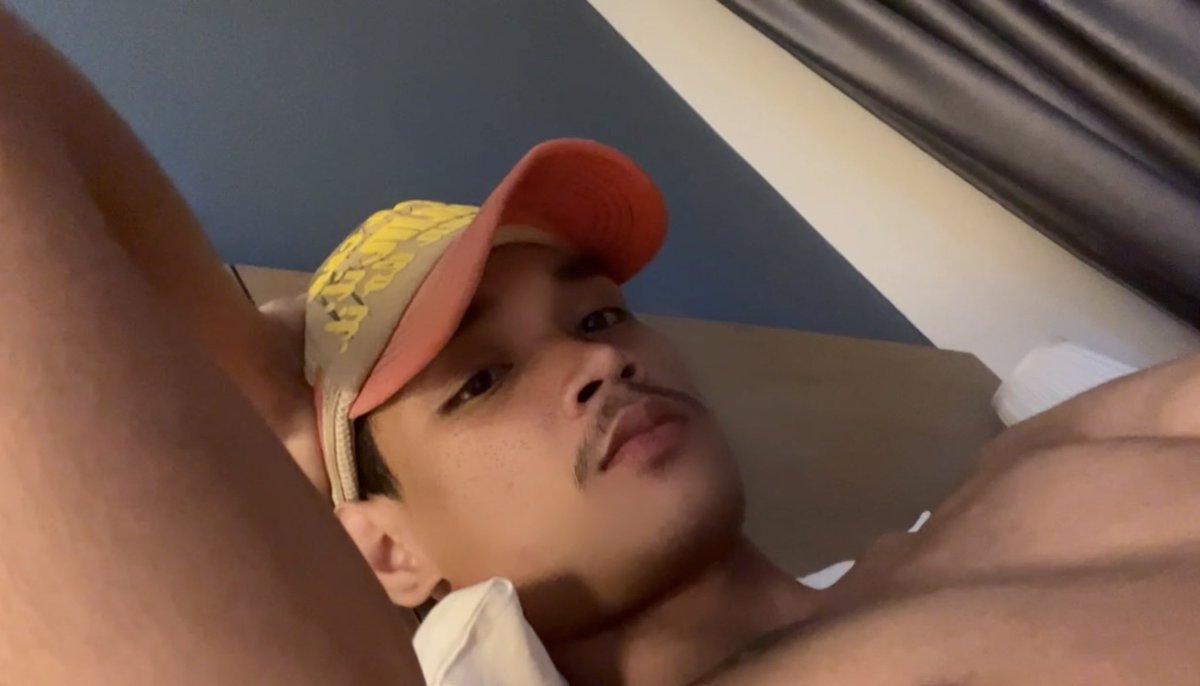 gwdmns's tweet photo. life sucks but dm me if u can suck better https://t.co/SQ4En8yfNt