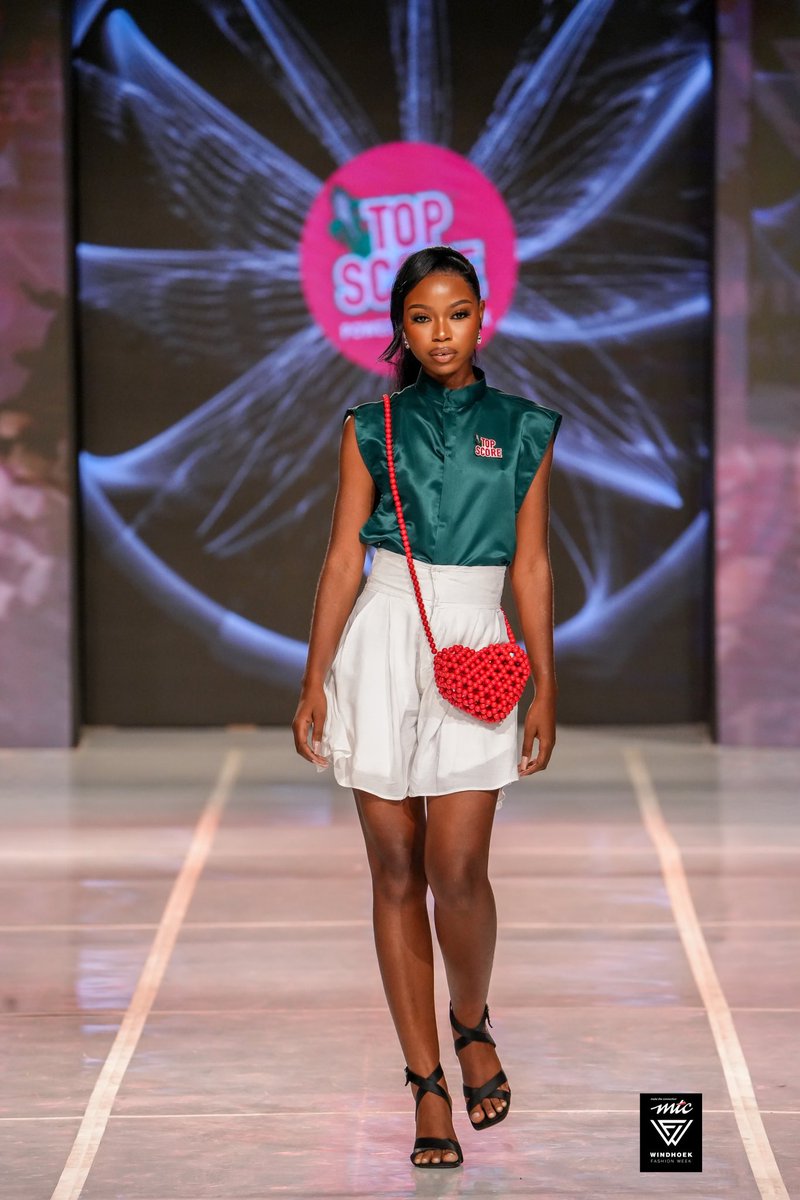 AinaRaizaKweyo's tweet photo. Did my thing on the runway✨🥹 ! Thank you so much Top Score X  #MTCWFW2024 https://t.co/KAVGkic1YC