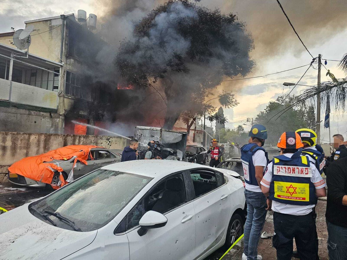 Ostrov_A's tweet photo. At least 7 people in Israel were wounded today, including a toddler, as a result of over 165 rockets rained down by Hezbollah terrorists from Lebanon. Reaction from international community? ABSOLUTE SILENCE! https://t.co/izDIoBKays