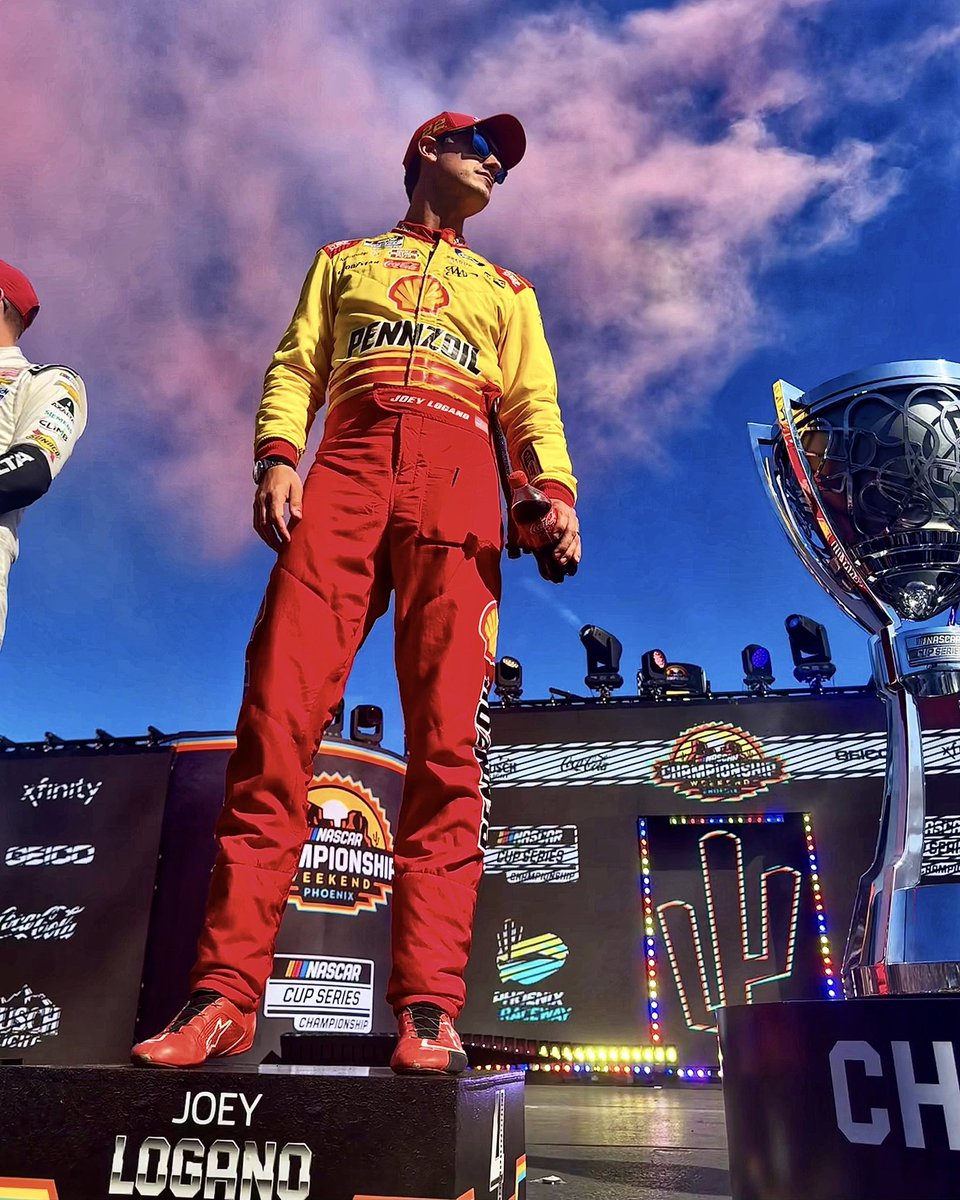 That’s our 3X Champion! 😎🥤