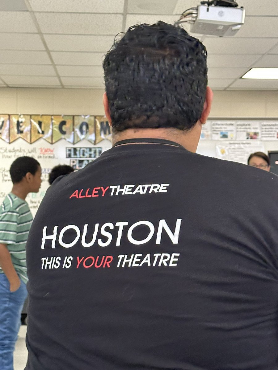 tyvettesmith's tweet photo. Great collaboration between @alleytheatre and @StehlikES_AISD this morning to combine aligned 5th Grade Science TEkS with theatrical tools.   @AldineISD @Zulma_az @daisylabra1 @ajvillatoro 
#StagingSTEM #ScienceComeback2425 https://t.co/LHn7aPH39X