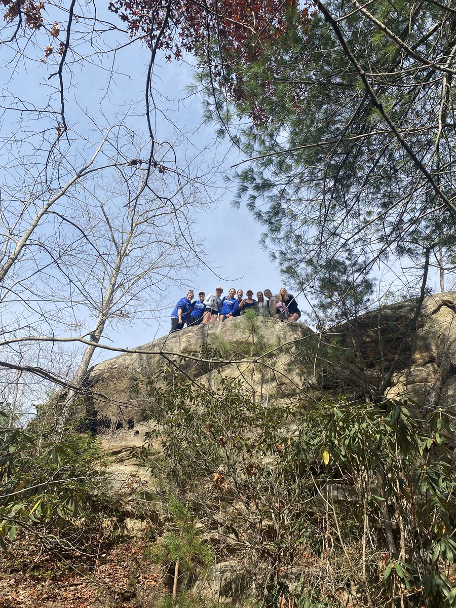 Team bonding at Red River Gorge 🏞️ What an amazing experience!
