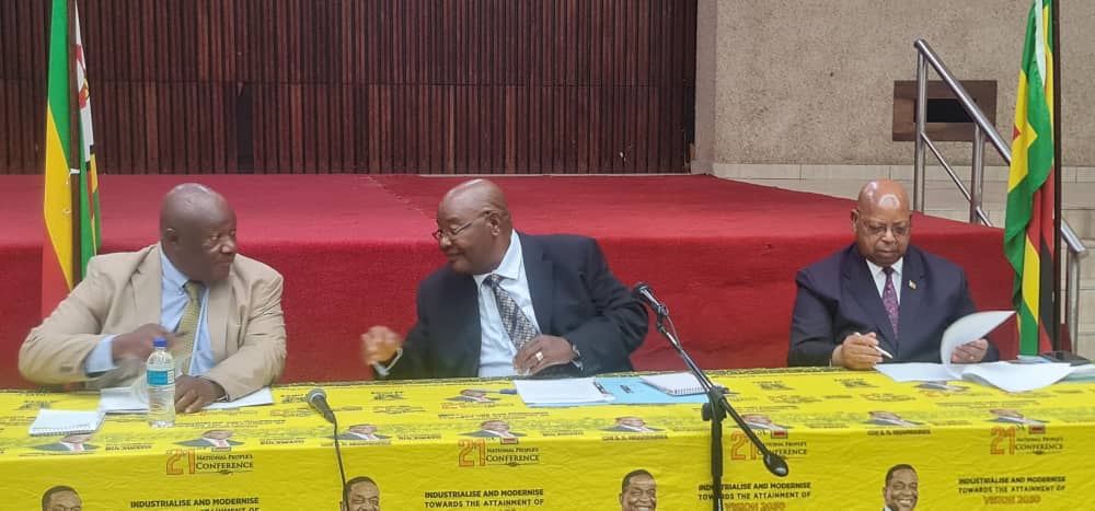 chrissy10charu's tweet photo. Today, the Zanu-PF Party held a Policy and  Coodinating meeting at the Party HQ which was chaired by the Secretary General Dr O. M Mpofu. 

Issues on the agenda included the post mortem of the Bulawayo 21st National People's Conference and the state of the party
@ZANUPF_Official https://t.co/xoKiDx7nQN