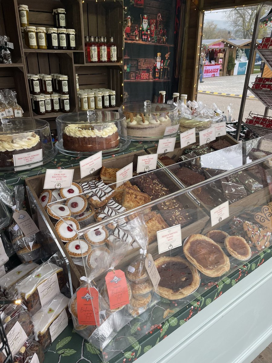 RealBakewellPud's tweet photo. Had an amazing first weekend at Chatsworth Christmas markets! Be sure to come say hello if you are visiting we will be here until the 1st December (we have moved location this year so don’t panic if you can’t find us!! We are opposite the spire bar🍻) 🎅🏻🎄 https://t.co/BFCjLVm0HE