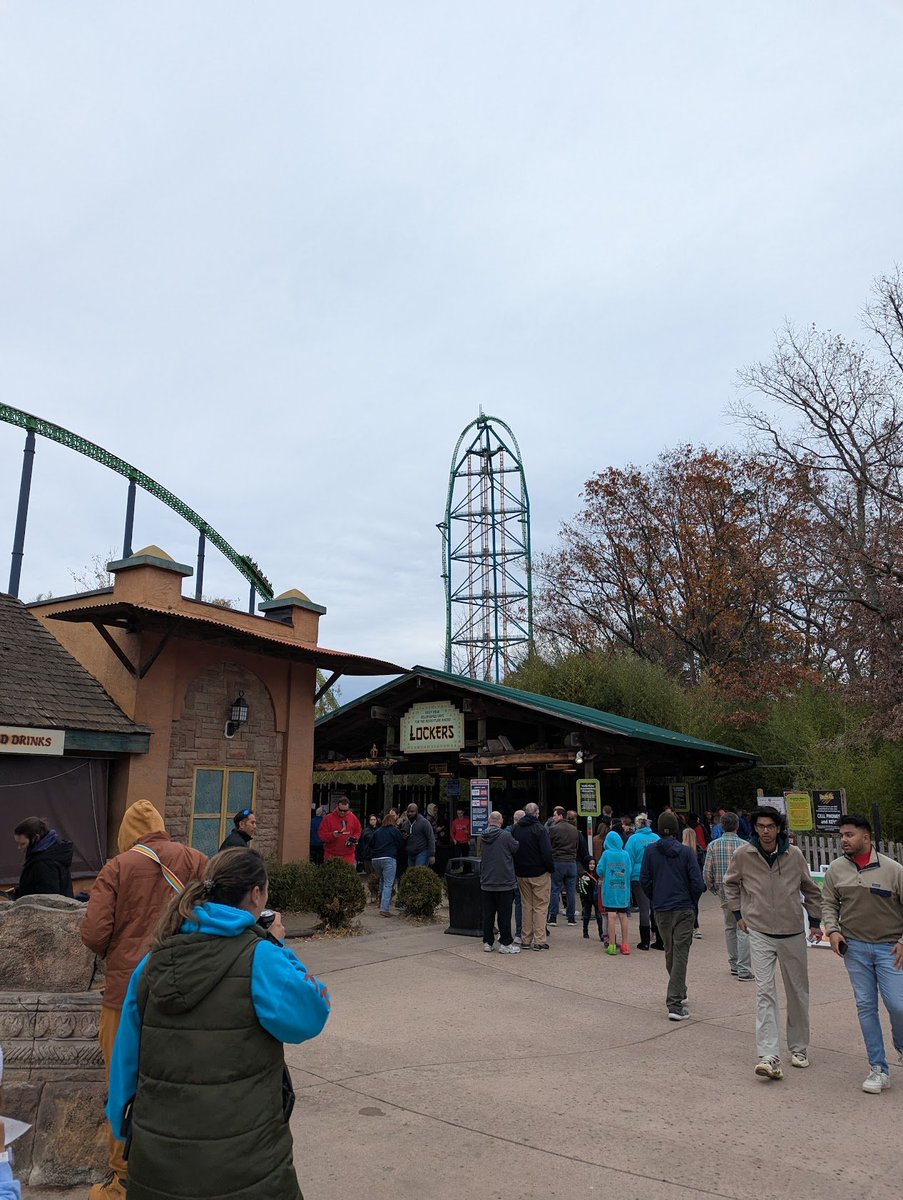 CByrne131's tweet photo. RIP to the legendary Kingda Ka if the rumors are true. Went and rode it for the first time and the last time yesterday. Truly a beast. https://t.co/YpkXYlMwXR