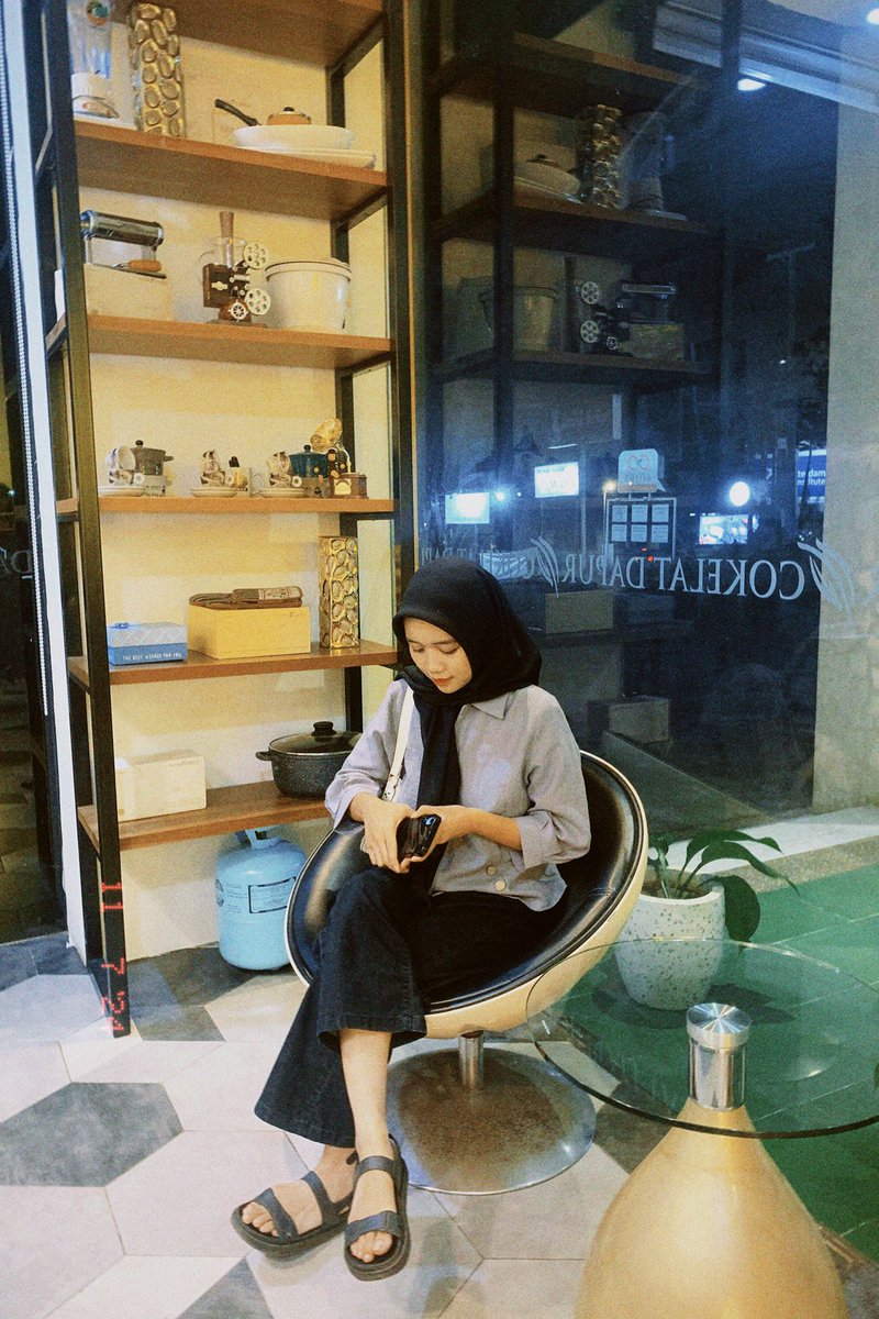 070pages's tweet photo. daripada dibuang upload kesini🙂‍↕️ https://t.co/GFQsqftc33