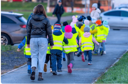 CEIPlanuevaera's tweet photo. ¡Nuestros alumnos disfrutaron mucho del Curso de Educación Vial que se realizó durante el pasado mes de octubre!

#educauja https://t.co/KyIhzZPYhx