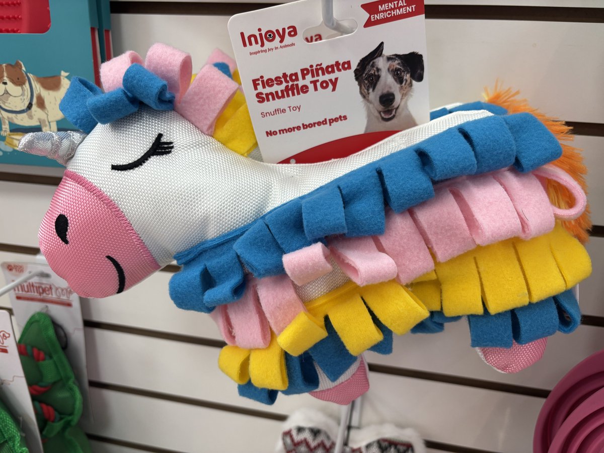 WGB_Snellville's tweet image. This Thanksgiving, keep your dog entertained with lick mats and snuffle mats! 🐾 Provide mental stimulation and slow down their mealtime. Fill with tasty treats like wet dog food, pumpkin puree, or peanut butter for endless fun! 🌟🐶 #DogEnrichment #ThanksgivingFun #SnuffleMat...