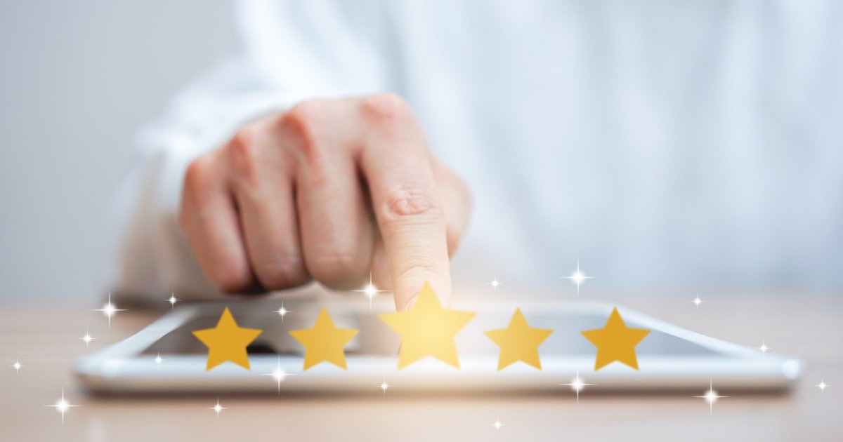 .<a href="/Yelp/">Yelp</a>'s review platform awards an ‘elite’ badge to top contributors for their role shaping user experiences. Yet, new research by Prof. Warut Khern-am-nuai reveals that their influence persists even if they lose their official status. <a href="/physorg_com/">Phys.org</a>  mcgill.ca/x/wub