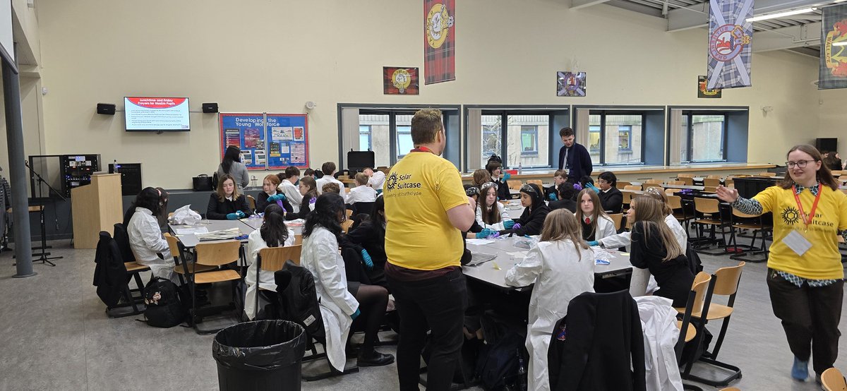 Solar Suitcase <a href="/StrathChem/">Chemistry - University of Strathclyde</a> on the road again. Visited Mearns Castle with Fiona, Connor and <a href="/McqueenEwan/">Ewan McQueen</a>. Thanks <a href="/SolarFuels_UK/">The Solar Chemicals Network</a> for funding.