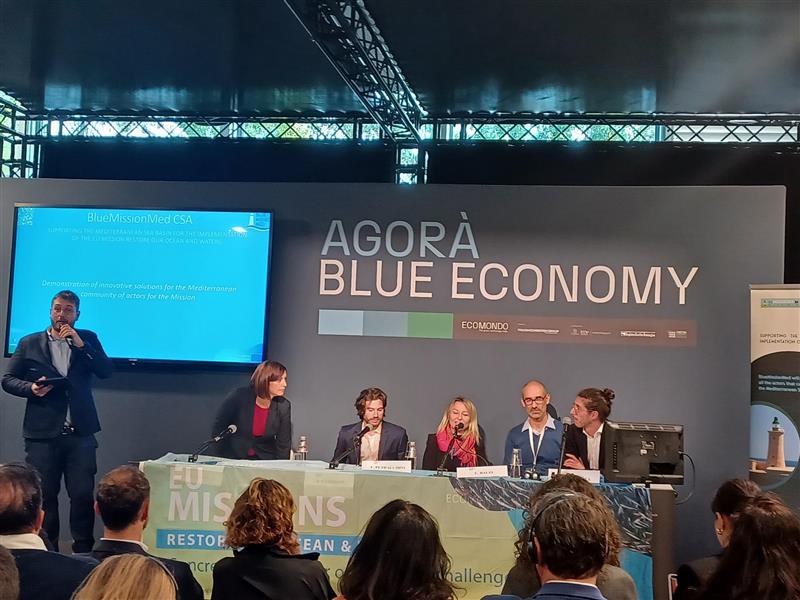 RINA1861's tweet photo. We presented the @rhemediation project at @Ecomondo during a workshop featuring innovative solutions for the Mediterranean Sea. It will be a responsive hub for deploying long-term governance centered on the mission to prevent pollution in the Mediterranean 🌊

#GrowWithRINA https://t.co/JiNV12LiEL