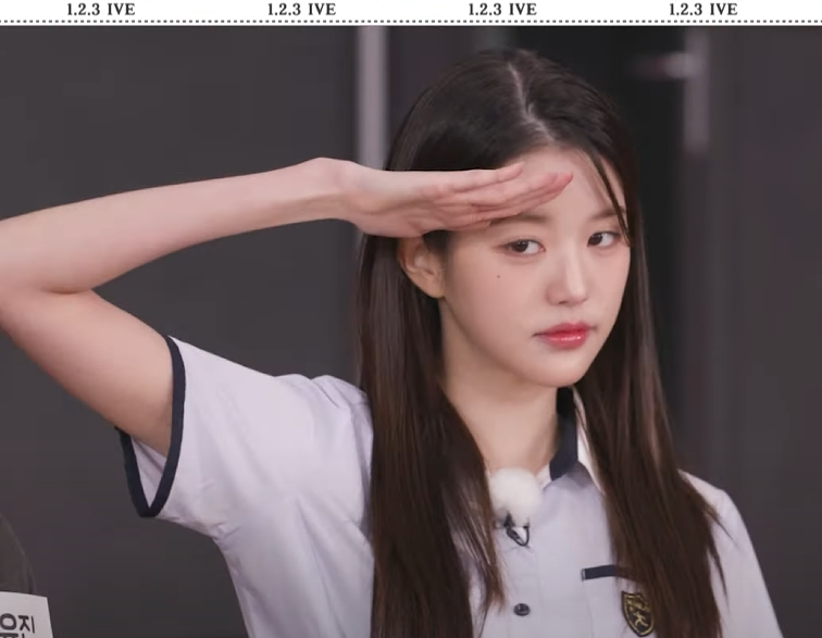 wonyoungdollz's tweet photo. Wonyoung 🫡🫡🫡

#IVE #아이브 #장원영 #JANGWONYOUNG https://t.co/ELGgj1JJTD