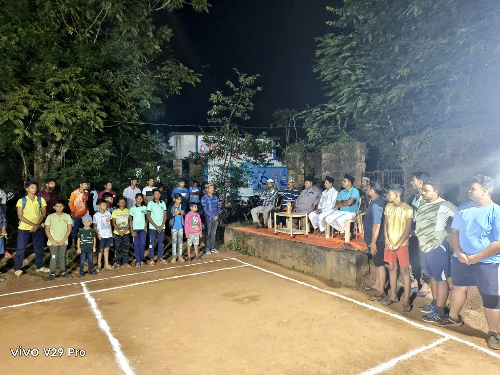 k_rawahuddin's tweet photo. MKA Mahmoodabad Odisha was organised a badminton tournament frm 8 Nov to 10 Nov 2024. Total 16 teams participated in the tournament. Jnb Dist Ameer sb, Dist Qaid sb, Halqa Sadr sb & other guests also invited to the inaugural ceremony to encourage the players.
#Youth #MKAIndia https://t.co/xS73q96uv6