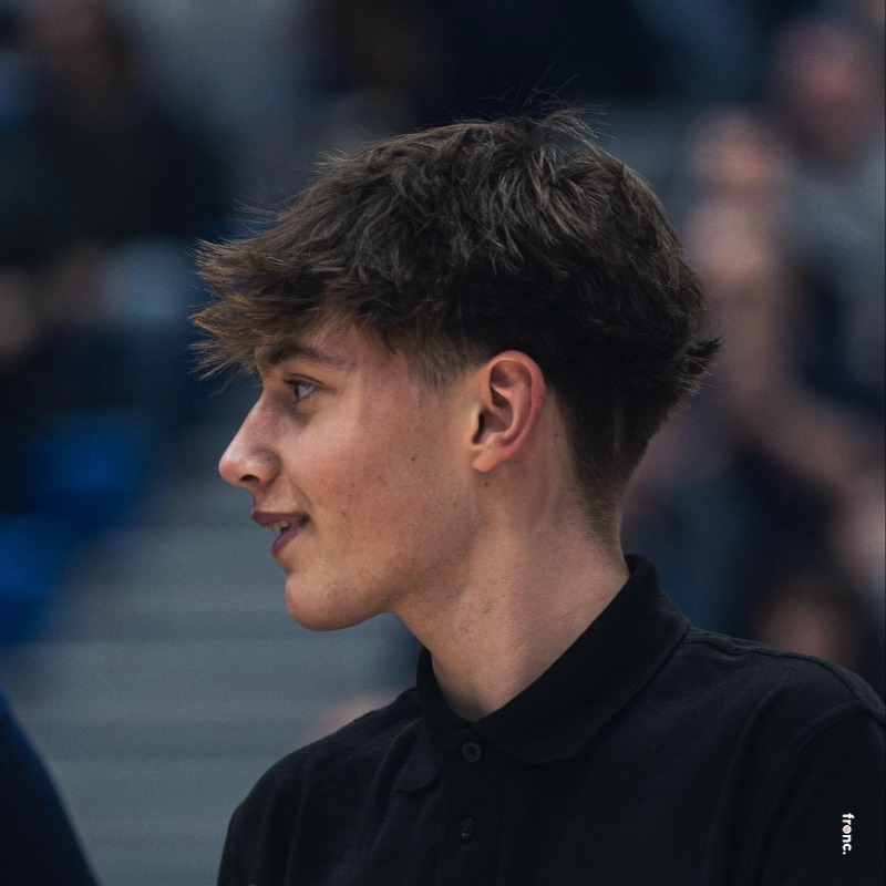 SprLeagueBballM's tweet photo. All at Super League Basketball were delighted to see Sam Booth return to the sidelines for @CheshireNix this weekend, following his recovery from a sudden cardiac arrest (SCA) suffered at a game for the Phoenix's junior team in the @bballengland pyramid in September.