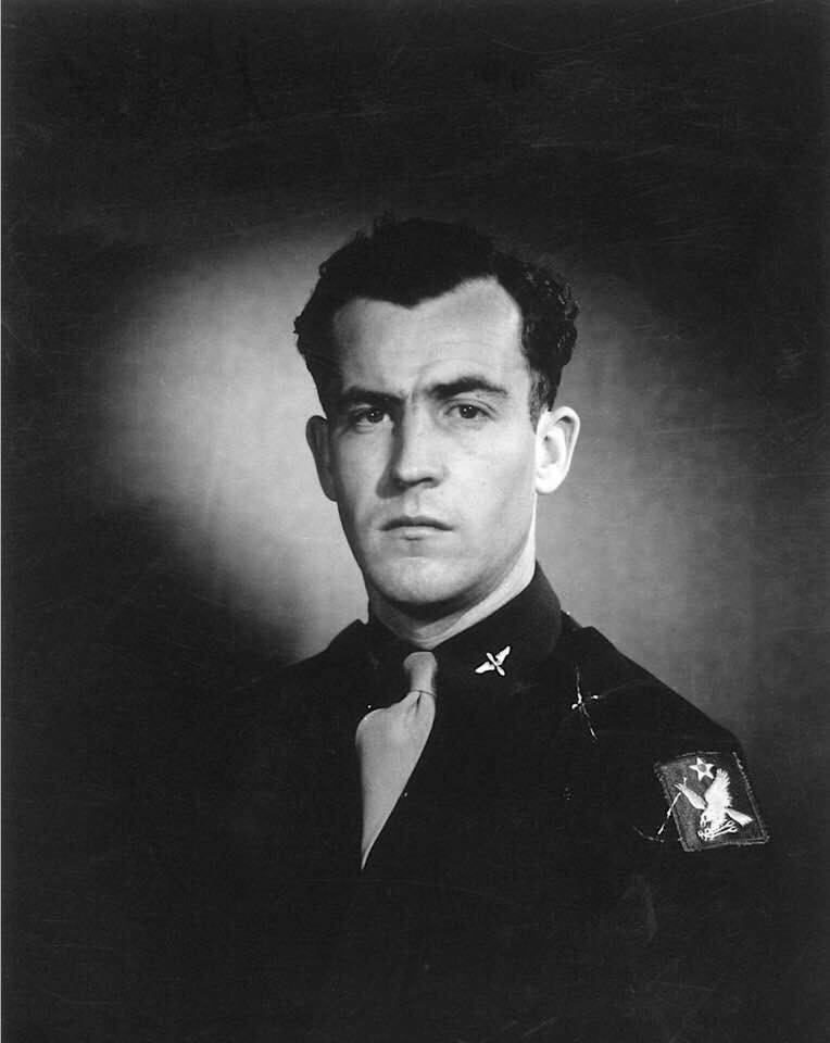 SeattleSkills's tweet image. Endless thanks to our veterans who bravely served this nation.
This is Paul Mowry — clinic director Shelley O’Donnell’s grandfather.
He served his country in WW II and went on to be the mayor of Grandview, Washington (@THEGSD200)!
To all these American heroes — THANK YOU!