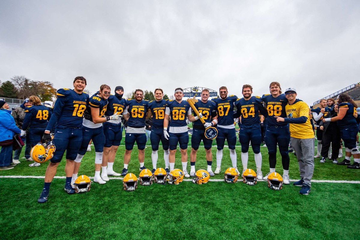 Big W at home. 🔑 to the city game! ⚔️ #SKOL #footballfamily <a href="/AugieFB/">Augustana Football</a> <a href="/CoachOJ_/">Jerry Olszewski</a> <a href="/Coach_Enderson/">Brock Enderson</a>