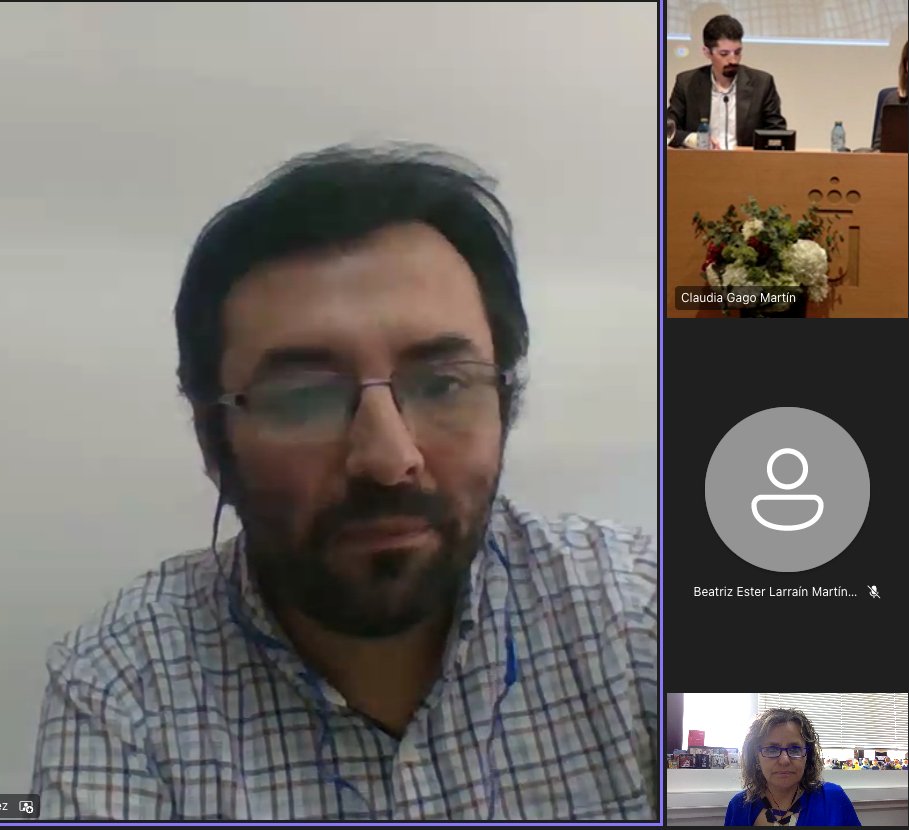 PaulinaAstrozaS's tweet photo. @LarrainBeatriz @ceeudeconce @juridicysocudec @udeconcepcion @tabitamoreno Exponiendo junto con @LarrainBeatriz y @AlfonsoHenriq20, gracias a la invitación del Dr. @SariasDavid, en la Universidad Rey Juan Carlos @urjc, España https://t.co/Fpp402uP31