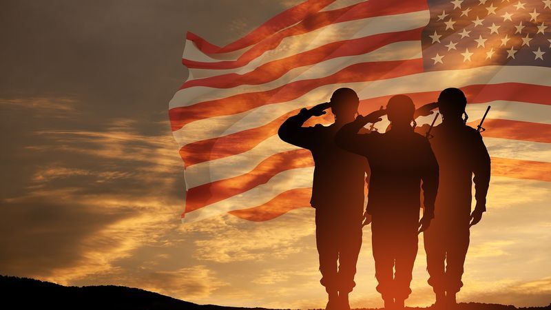EricLopez2888's tweet photo. With today being #VeteransDay, please offer the utmost respect to those giving their lives for this country. We wouldn't be here if not for their sacrifice. #Respect #Leadership https://t.co/475LmNY3Rq