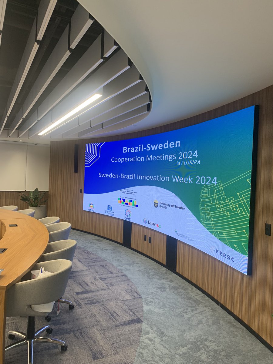 AmathSo36561819's tweet image. Attending Swedish-Brazilian workshop in AI and automation .  Will present our work on anytime multi UAVs path planning in dynamic and uncertain environment and will will talk a little bit about the role of AI in research . 
#CISB #liu #sc2c 
#mapf #RL #planning #Uspace