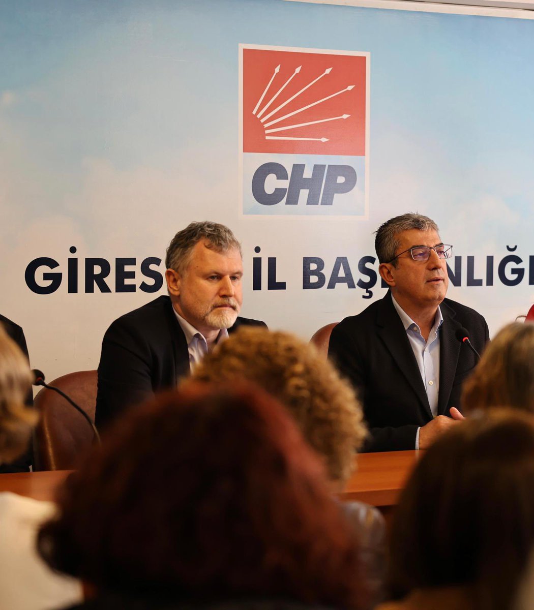 gunaydingokhan's tweet photo. Giresun İl Başkanımız, sevgili dostum Uzman Doktor Gökhan Şenyürek’e yönelik fiziksel saldırıyı şiddetle kınıyorum.
Sağlıkta şiddet mutlaka önlenmeli, her kademedeki sağlık çalışanlarının korunması için önlemler alınmalı, şiddet sarmalı yaratan kültürel ortam yok edilmelidir.. https://t.co/ac6iFtsEuz