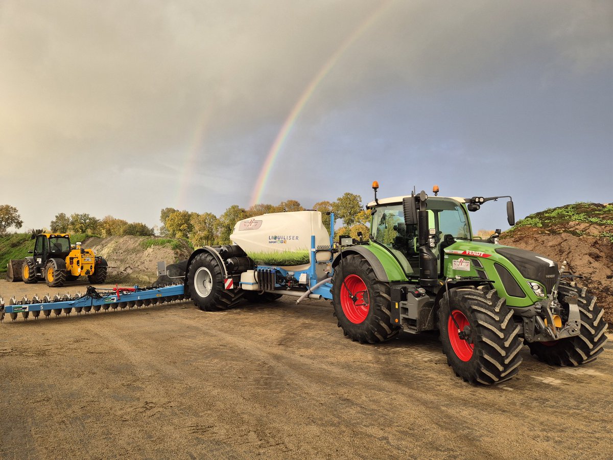 frankrooi's tweet photo. Vandaag de #ClimateFarmDemo excursie bij #GroenewoudGas 
Van dagverse koemest naar #groengas, Renure kunstmestvervangers, veenvervangers en #biobased bouwmaterialen. https://t.co/vvbdzGhOiK