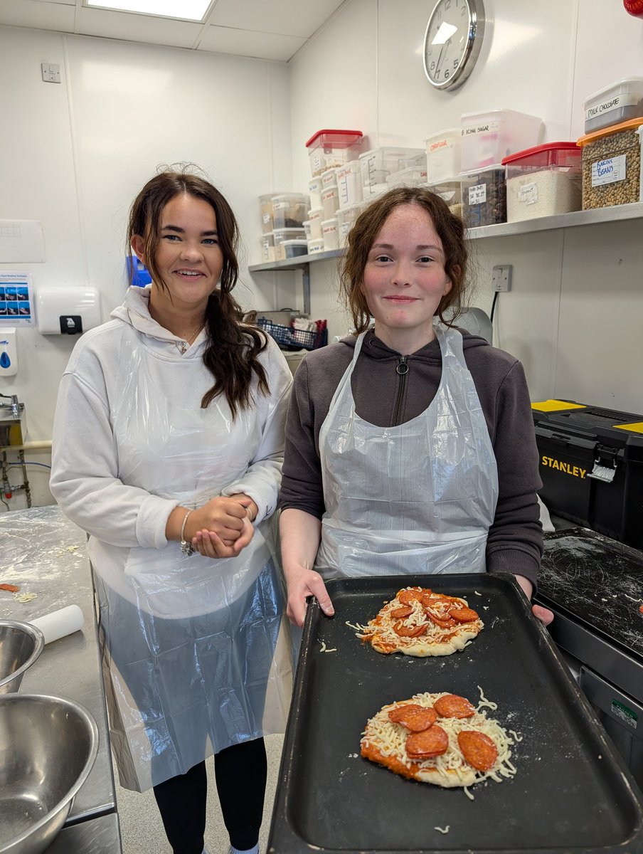 Claire Devenny tweet media