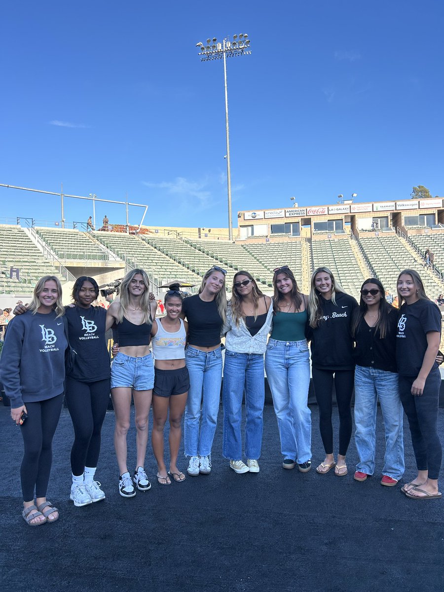 Long Beach State Beach Volleyball (@lbsubeachvb) on Twitter photo Thank you to <a href="/avpbeach/">AVP</a> for inviting us to the first ever AVP League Championship🏆We had a great time watching LBSU Alumni <a href="/tcrabbs13/">Taylor Crabb</a> and <a href="/AprilRossBeach/">April Ross</a> historic last match! Thank you to <a href="/avpbeach/">AVP</a> for inviting us to the first ever AVP League Championship🏆We had a great time watching LBSU Alumni <a href="/tcrabbs13/">Taylor Crabb</a> and <a href="/AprilRossBeach/">April Ross</a> historic last match!