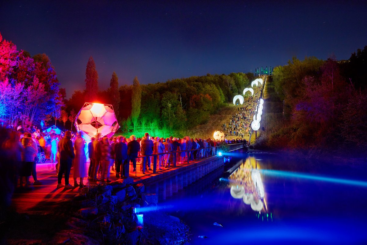 Help mee de beleving van Zuid-Limburgs iconische heuveltoppen te versterken! Studenten van #hotelschoolMaastricht onderzoeken hoe de Vaalserberg, Wilhelminaberg en Cauberg beter kunnen worden voor bezoekers én bewoners. Vul vóór 4 december de enquête in: vzl.nu/enquete-heuvel…