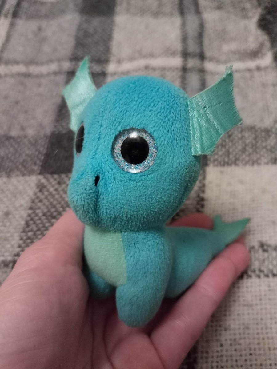 NemoFrei's tweet image. Походу я нашёл дракона, кто знает, чем его кормить?