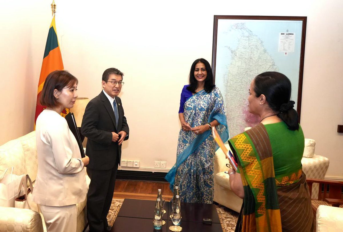 Aruni Wijewardane (@awijewardane) on Twitter photo Pleased to welcome HE Akio Isomata, Ambassador of Japan following his presentation of credentials. We will further consolidate our excellent bilateral relations during his tenure. 🇱🇰🇯🇵
<a href="/JapanEmb_SL/">Embassy of Japan in Sri Lanka(在スリランカ日本国大使館)</a> Pleased to welcome HE Akio Isomata, Ambassador of Japan following his presentation of credentials. We will further consolidate our excellent bilateral relations during his tenure. 🇱🇰🇯🇵
<a href="/JapanEmb_SL/">Embassy of Japan in Sri Lanka(在スリランカ日本国大使館)</a>