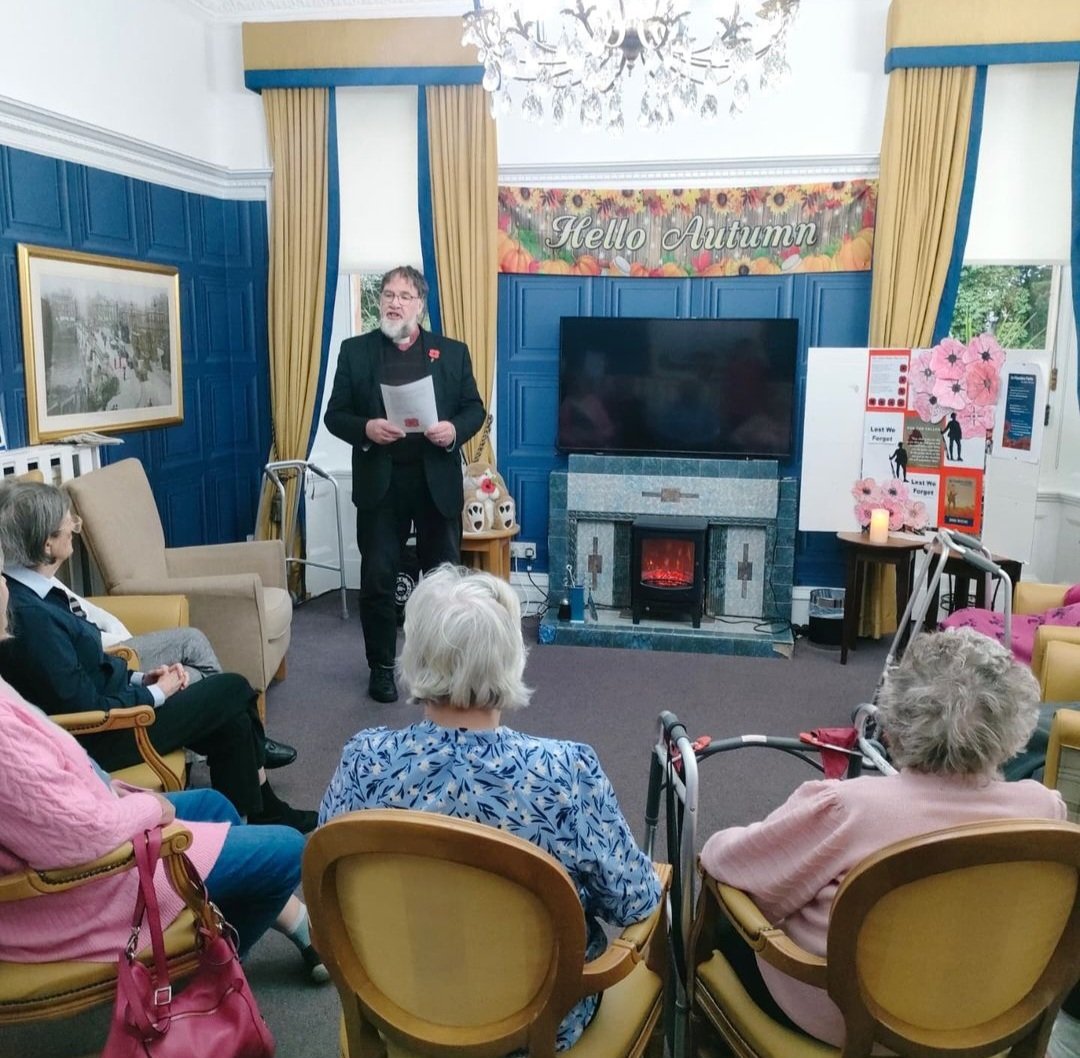 AS_Bearsden's tweet photo. Revd David visited Abbotsford House care home with Benjamin the praying bunny complete with poppy for a service of remembrance which included hymns, prayers and readings plus a time for sharing memories.
#allsaintsbearsden #scottishepiscopalchurch #dioceseofglasgowandgalloway https://t.co/N5jlbF5EN8