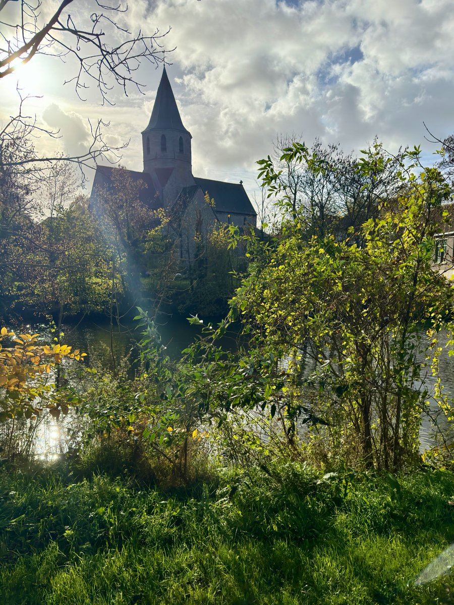 Afsnee (Gent), Lys and Graveyard 🇧🇪 
#wapenstilstand 
#RemembranceDay 
#RemembranceDay2024