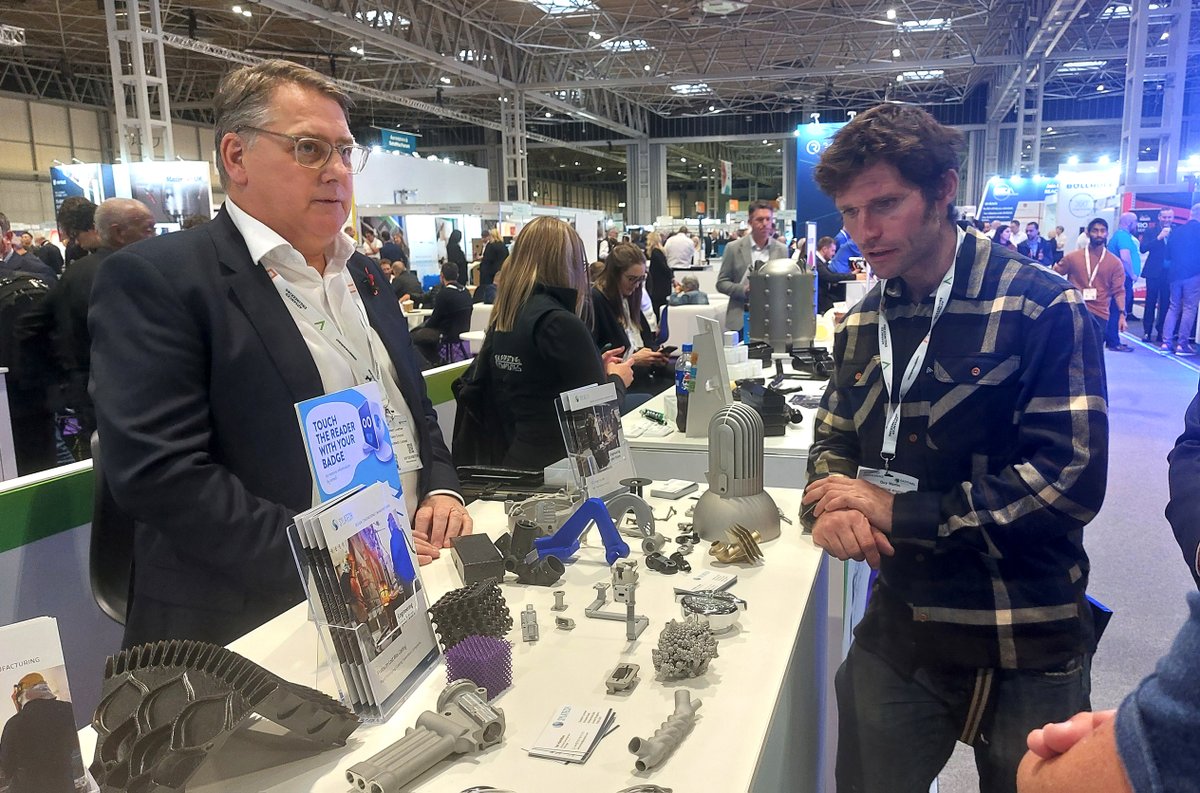 We were delighted to welcome Guy Martin to our booth at the recent Advanced Engineering UK show. With his enthusiasm for engineering, our team were delighted to explain the benefits of our casting process and our hybrid approach to additive manufacturing, which enables metal
