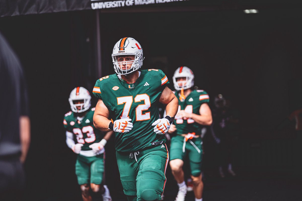 On this Veterans Day, we want to give a special shout-out to OL Taylor Broutin, a veteran of the United States Marine Corps, who brings heart and passion to our program 🙌🇺🇸