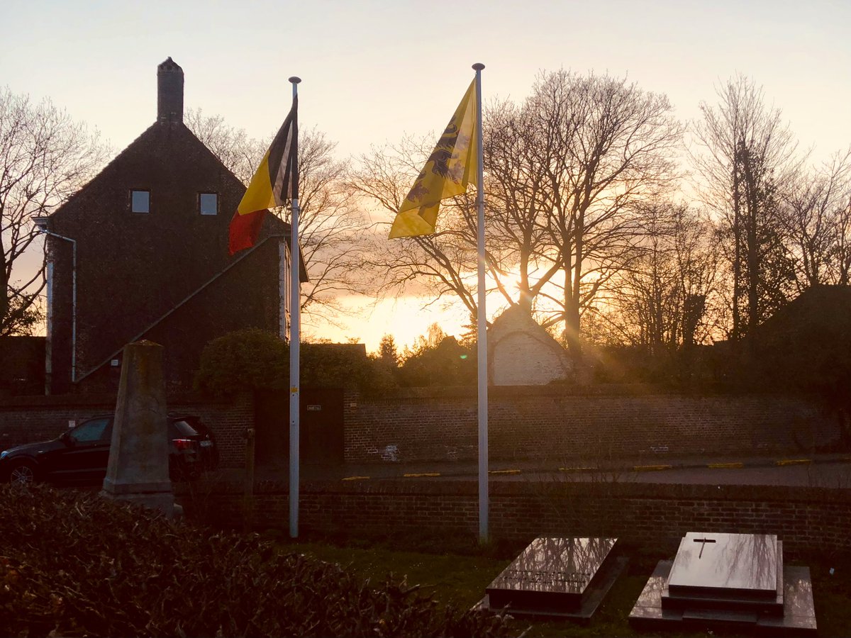 Afsnee (Gent), Communal Churchyard 🇧🇪 
#wapenstilstand 
#RemembranceDay 
#RemembranceDay2024