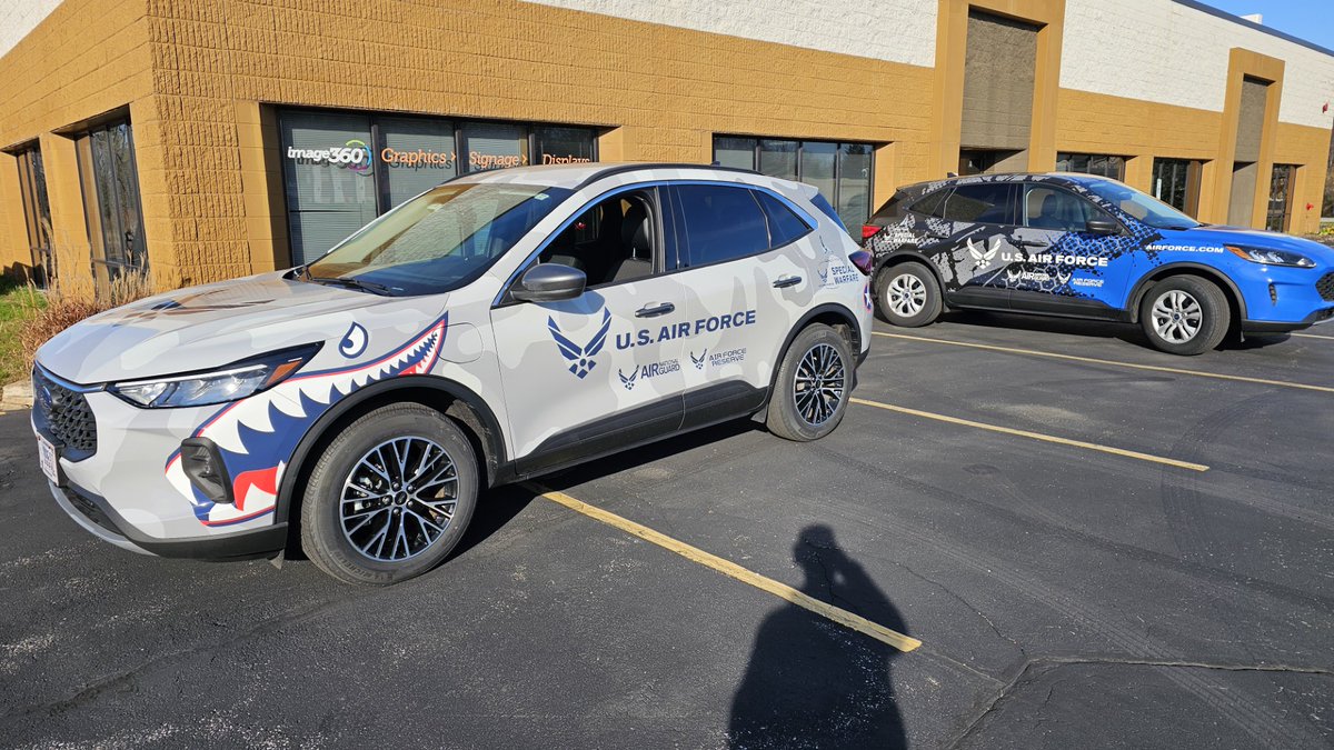 Honoring those that serve with a tribute you can take to the road! On this Veteran's Day, lets show our appreciation in a bold &amp; impactful way!

#VeteransDay #SupportOurTroops #vehiclegraphics #vinylgraphics #image360newberlin