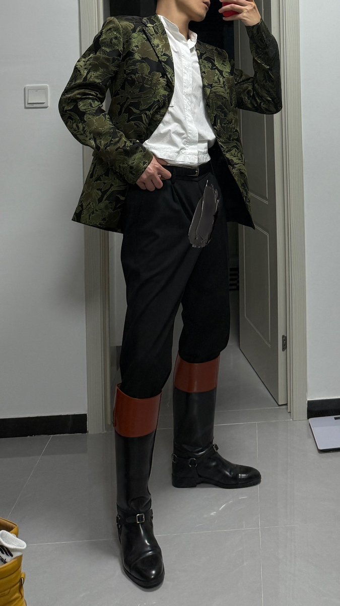 #马靴 #西装