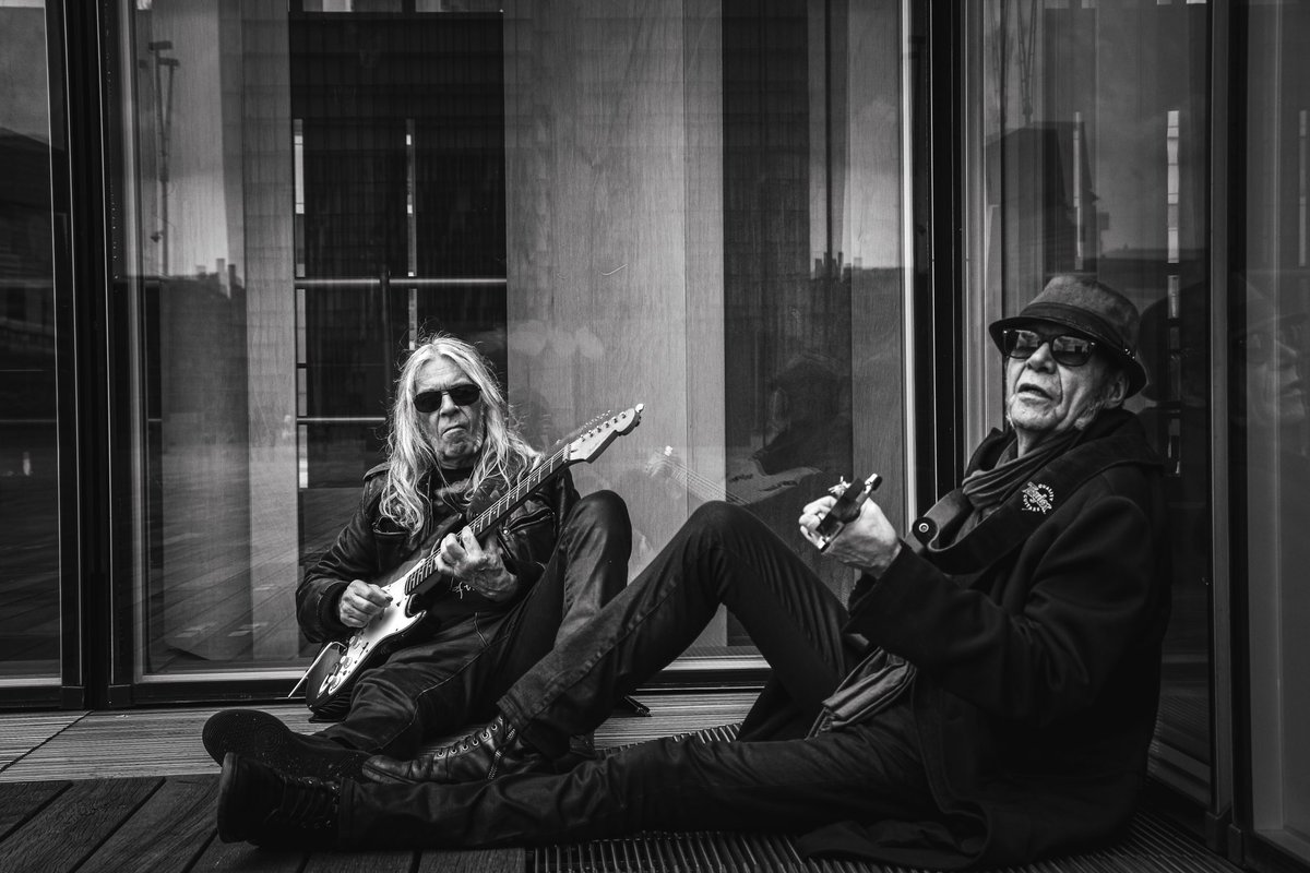 galexeline's tweet photo. #patrickabrial #jye #rock #shooting #galexeline #lesgensdici https://t.co/UBRBIsHswF