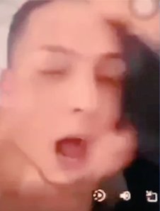 ClemDaysi55904's tweet photo. Lydia onic yang lagi viral terbaru 12 menit ditelegram linknya #Lydia #dood #viral  
…👇
https://t.co/nCfMP7LNaq
https://t.co/nCfMP7LNaq
https://t.co/nCfMP7LNaq https://t.co/FigRuicrQM