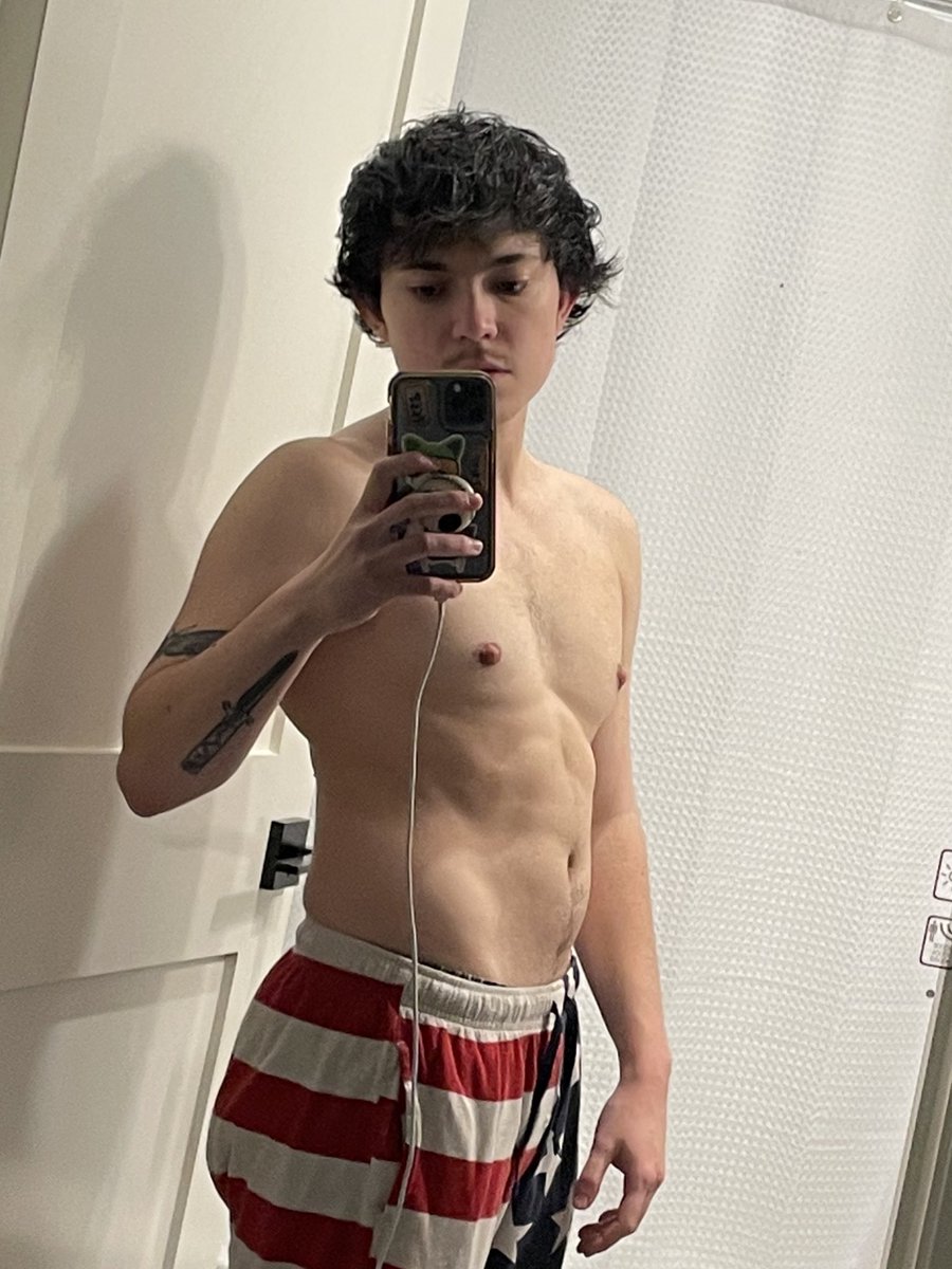 Sam Collins tweet media