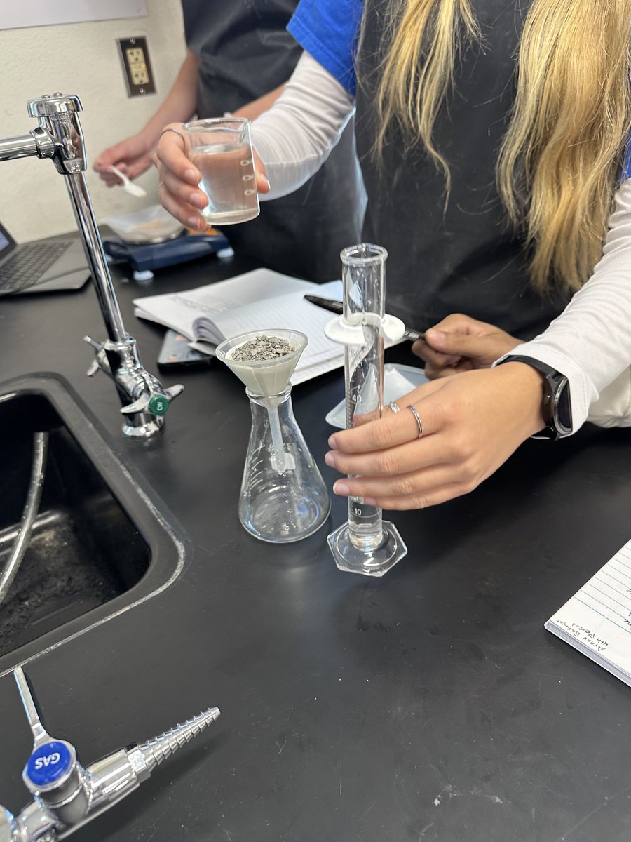 Julia McCollom tweet media