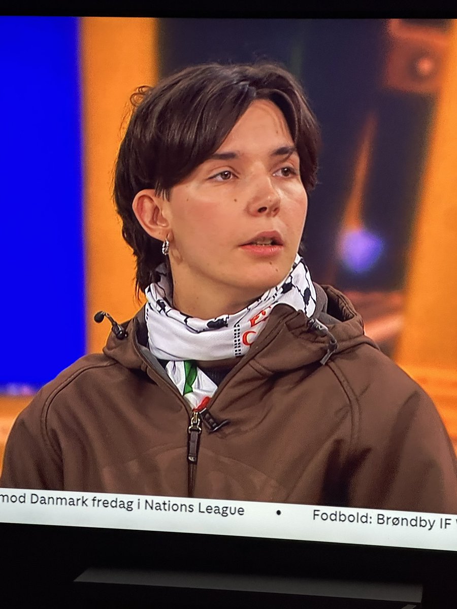 Hvornår inviterer NEWS &amp; Co. en gæst i studiet, der bærer Davidstjernen på direkte tv? #dkpol #tv2news #dkmedier