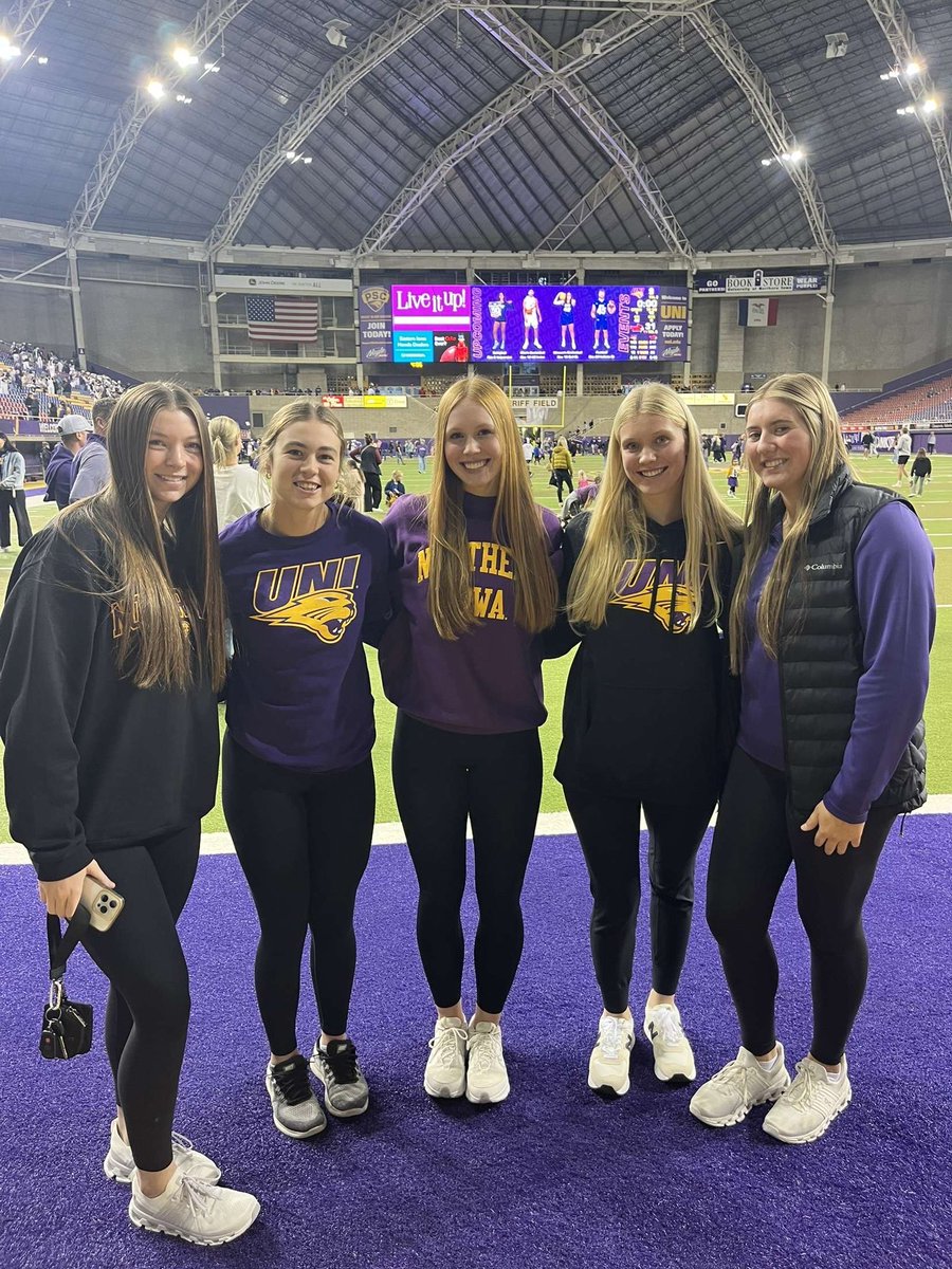 I had so much fun this weekend getting to hang out with all my future teammates!! Thank for an amazing weekend!! #UNISoftball <a href="/CoachMWright3/">Monica Wright</a> <a href="/KAlstott/">Kyle Alstott</a> <a href="/OJadams01/">Ozzie Adams</a>