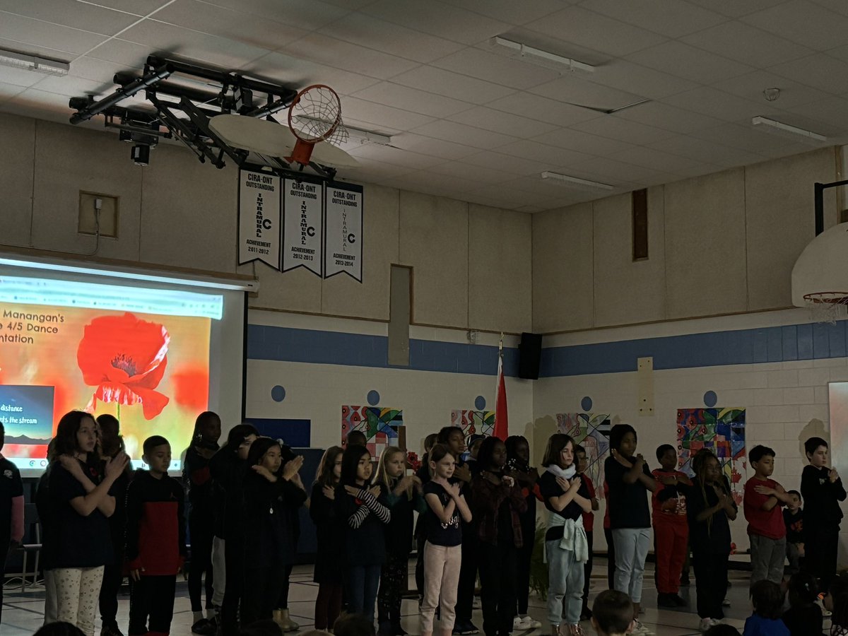 MsRavindraOCSB's tweet photo. A beautiful Remembrance Day liturgy. https://t.co/q8t1szdBND