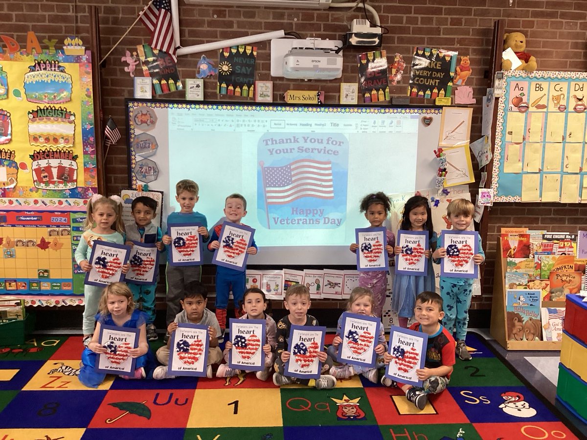 On this Veterans Day, the Pre-K would like to thank all the brave Americans who have served and those who continue to serve to keep us safe! Thank you for your service! 🇺🇸❤️⁦<a href="/MeadowDriveElem/">Meadow Drive School</a>⁩ #heartofAmerica #USA