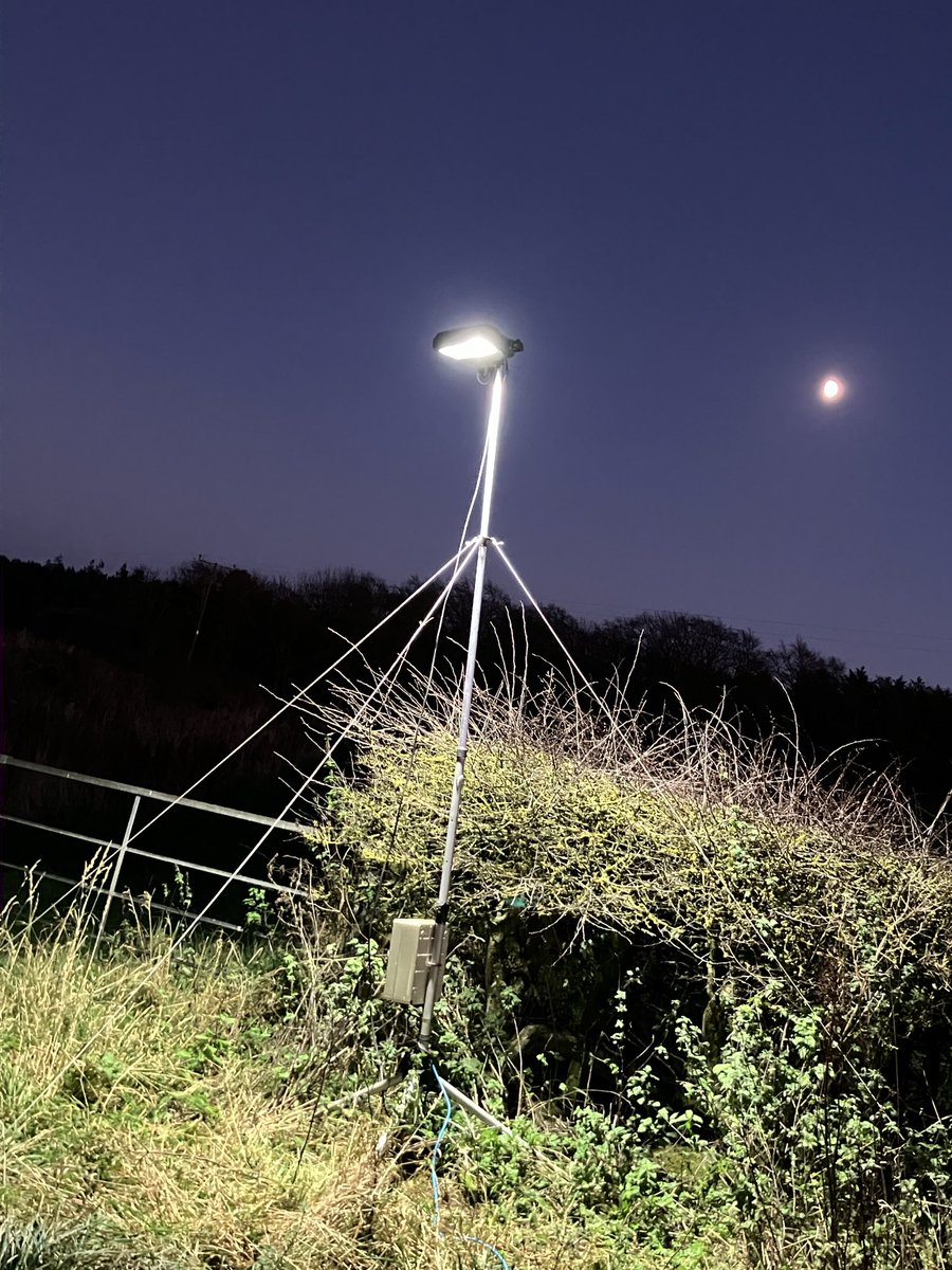 NCLNEG's tweet photo. The formidable ⁦@FabusovaM⁩ is getting started with her ⁦@ONEPlanetDTP⁩ #ALAN street light mitigation research this evening! A great project with ⁦@mjopocock⁩ ⁦@RichardFoxBC⁩ ⁦@Kath_Baldock⁩ ⁦@ARochaPortugal⁩ https://t.co/5EaQ1737OS